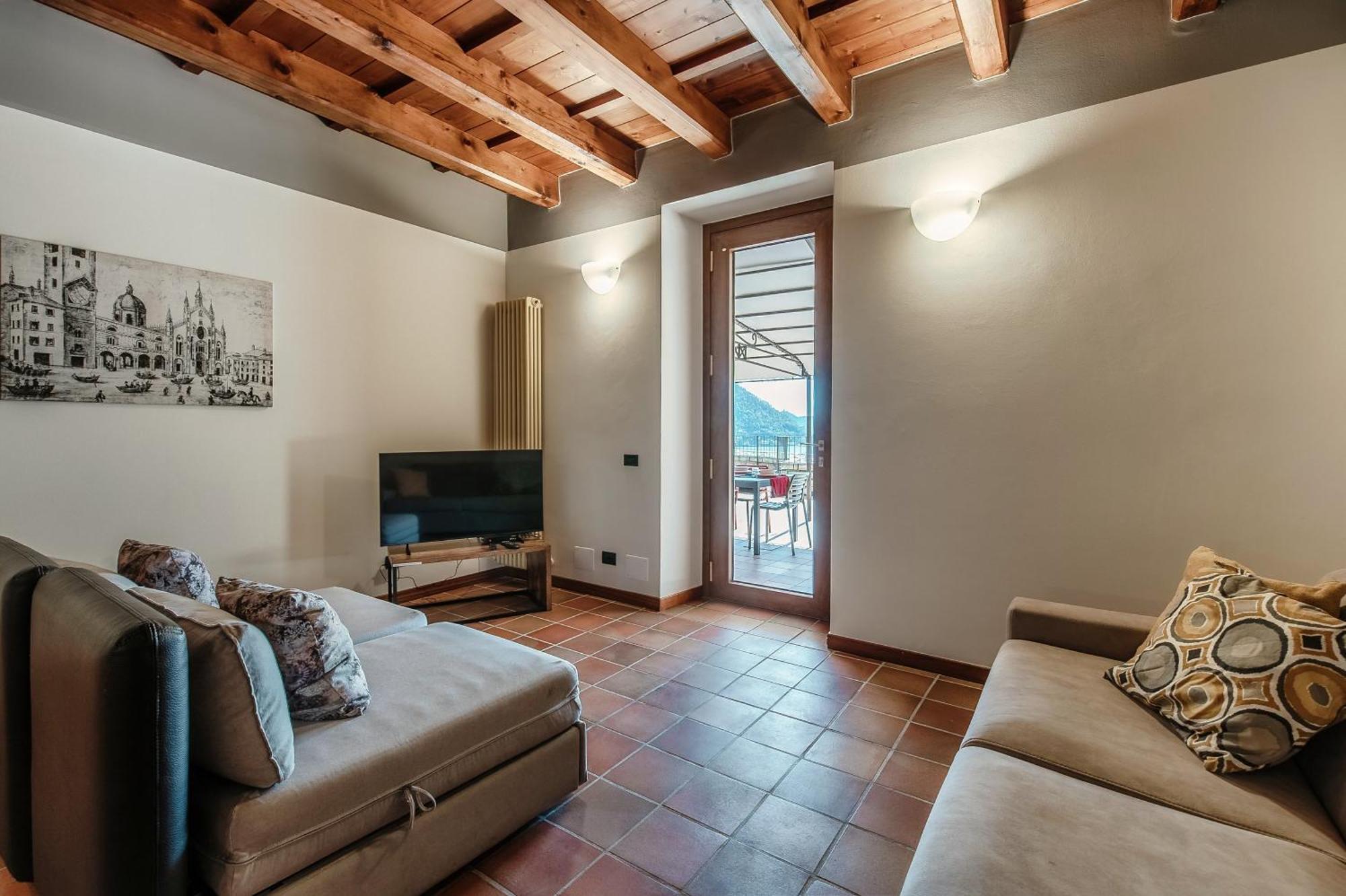 Crotto Polirolo - The House Of Travelers Apartment Чернобио Екстериор снимка