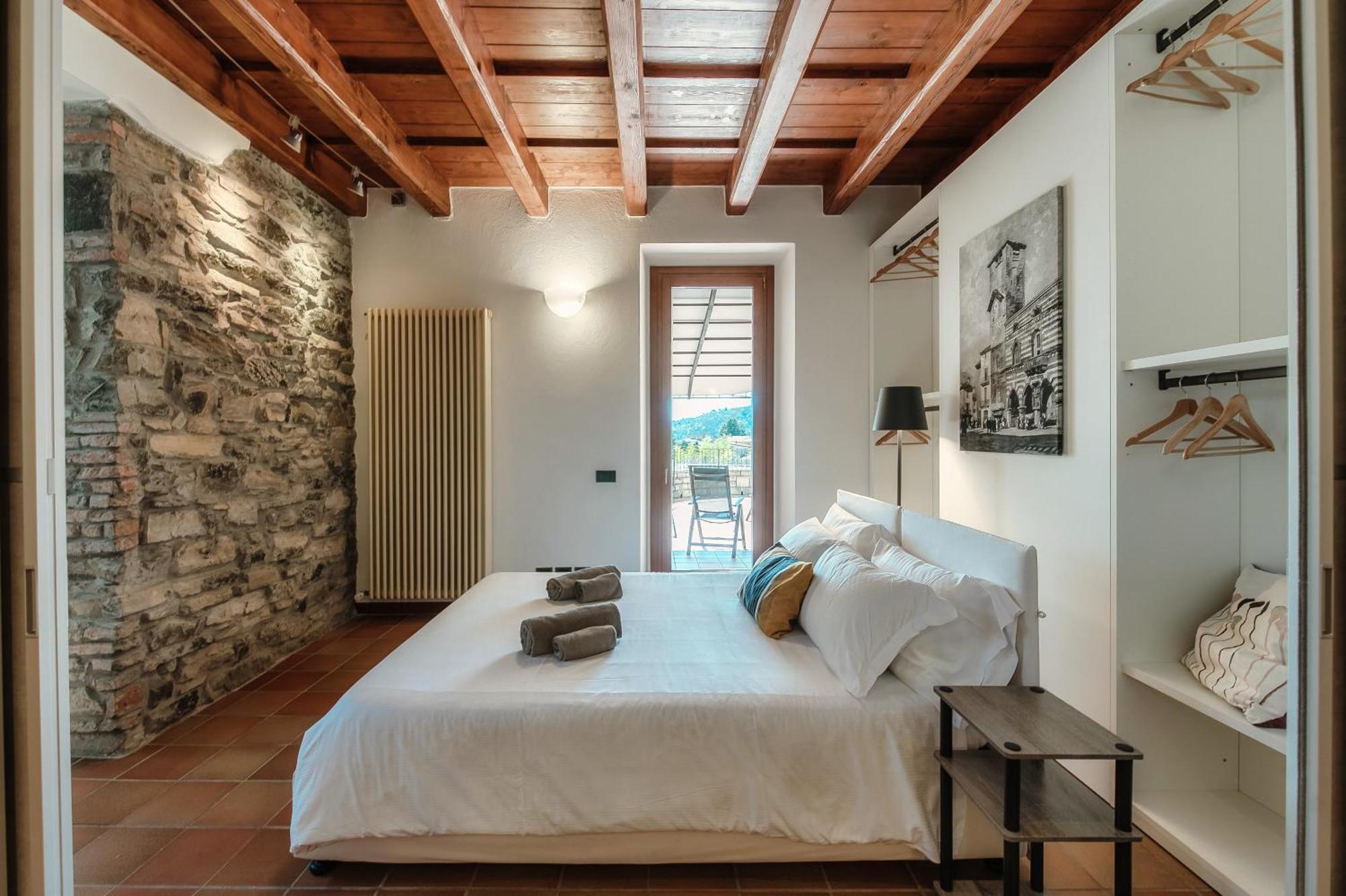 Crotto Polirolo - The House Of Travelers Apartment Чернобио Екстериор снимка